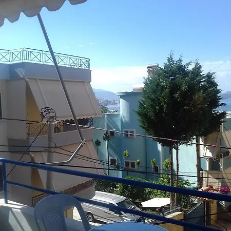 Aggelis House * Sarandë
