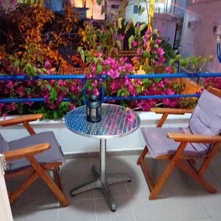 Aggelis House Appartement *