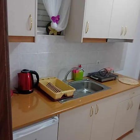 Aggelis House 公寓 Sarandë